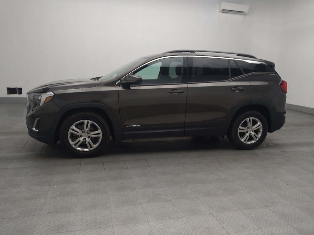 Used 2019 GMC Terrain SLE w/ Driver Convenience Package FWD image 2
