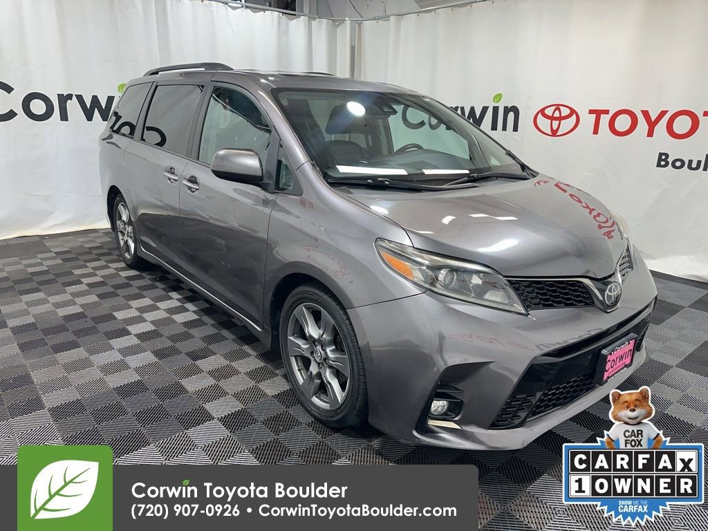 Used 2018 Toyota Sienna SE