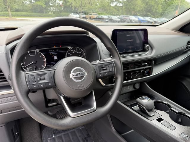 Used 2021 Nissan Rogue S FWD image 13