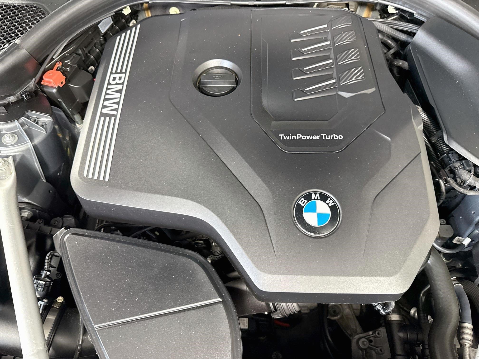 Used 2023 BMW 530i w/ Convenience Package RWD image 39