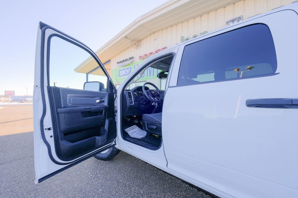 Used 2023 RAM 1500 Classic SLT w/ Electronics Group image 23