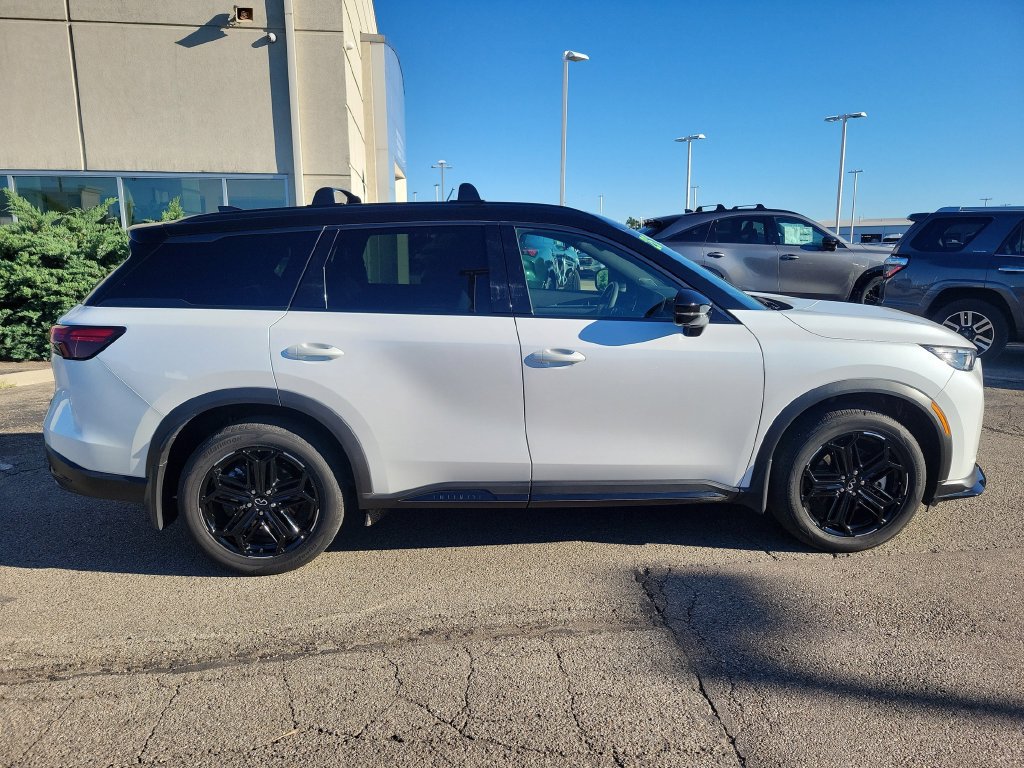 Certified 2026 INFINITI QX60 Sport w/ Dark Cargo Package AWD/4WD image 8