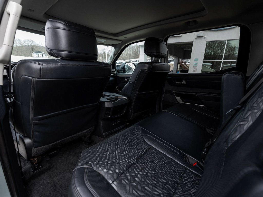 Used 2024 Toyota Tundra Limited AWD/4WD image 26