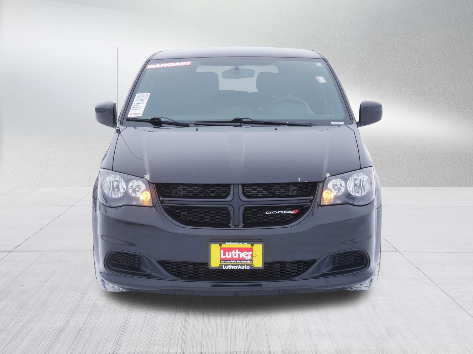 Certified 2016 Dodge Grand Caravan SE image 2