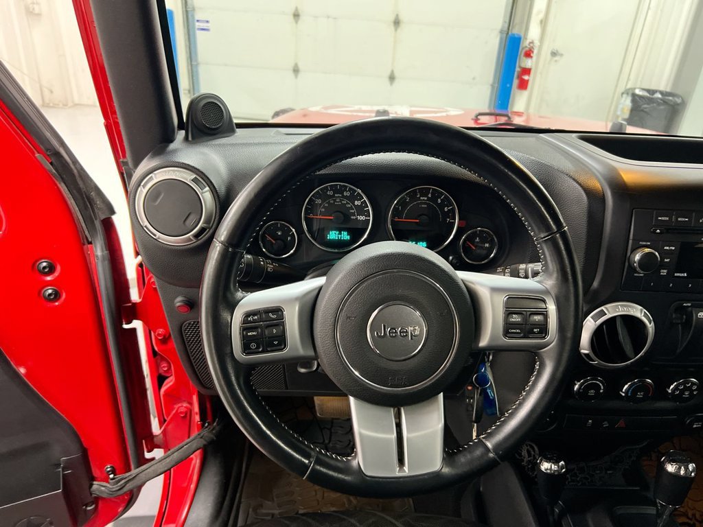 Used 2014 Jeep Wrangler Sport AWD/4WD image 11