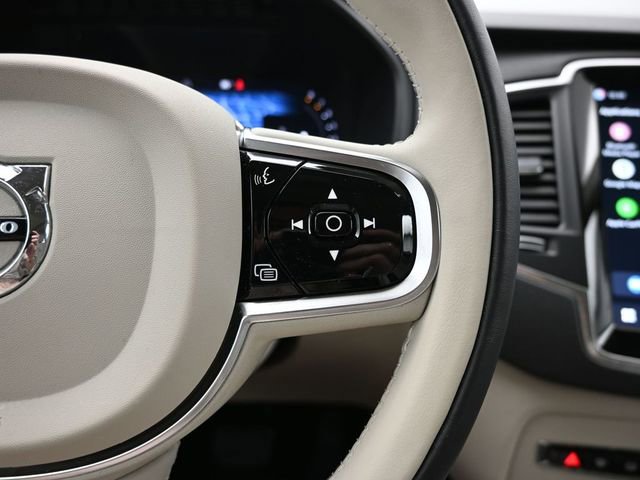 Used 2023 Volvo XC90 B5 Core w/ Climate Package image 24