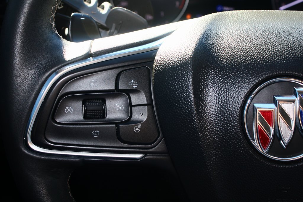 Used 2022 Buick Envision Essence w/ Technology Package I image 14