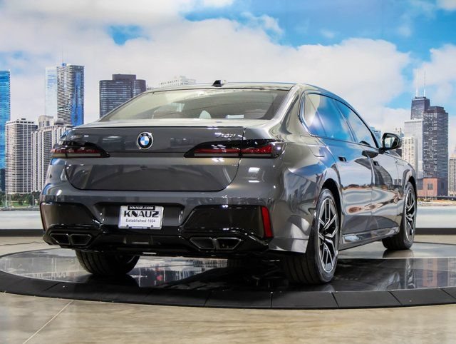 New 2026 BMW 760i xDrive w/ Executive Package AWD/4WD image 8