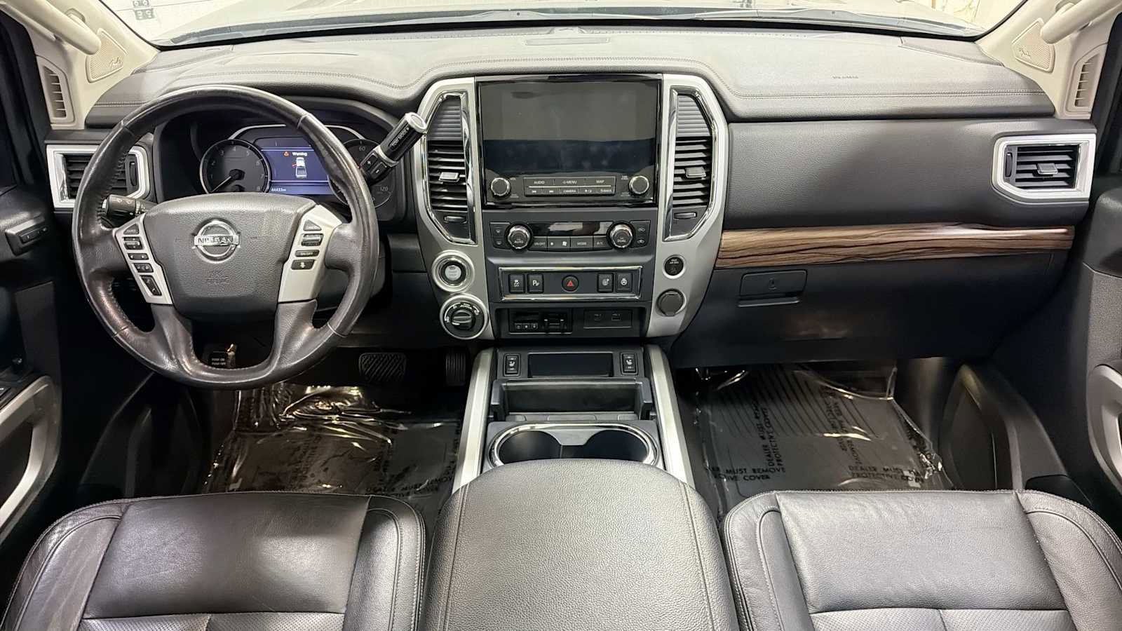 Used 2020 Nissan Titan SL w/ Moonroof Package AWD/4WD image 27
