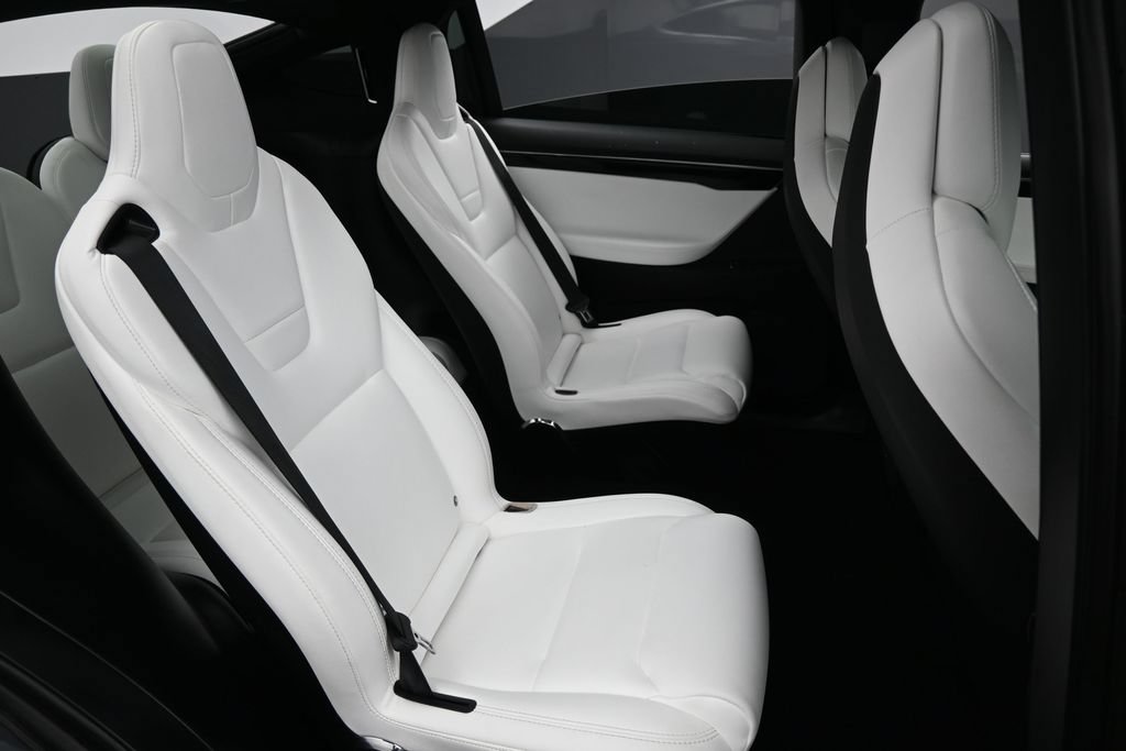 Used 2017 Tesla Model X 75D AWD/4WD image 29