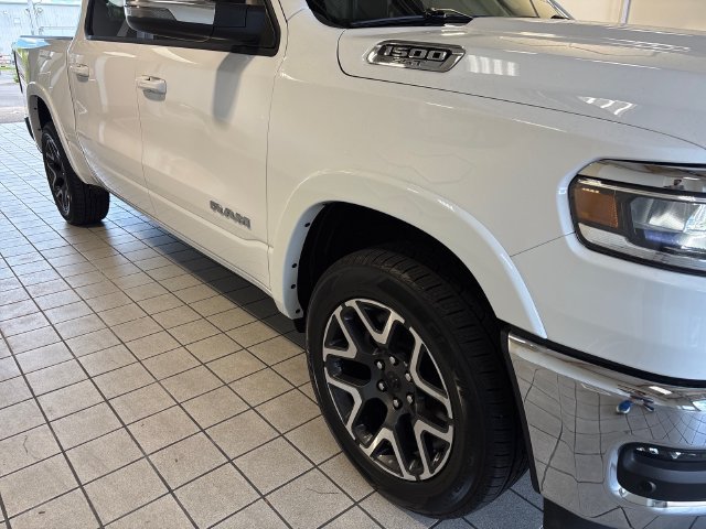 Used 2025 RAM 1500 Laramie AWD/4WD image 19