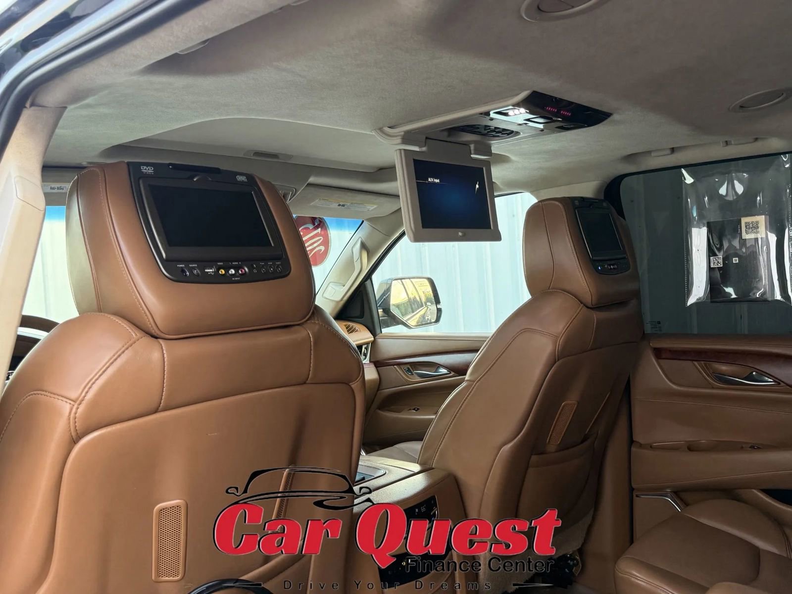 Used 2015 Cadillac Escalade ESV Platinum AWD/4WD image 15