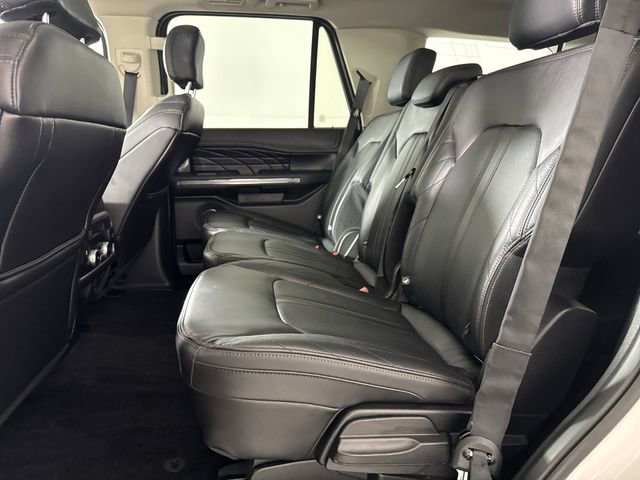 Used 2018 Ford Expedition Platinum image 21