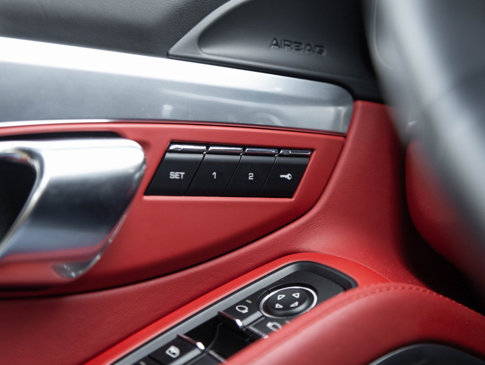 Used 2015 Porsche 911 Turbo image 20