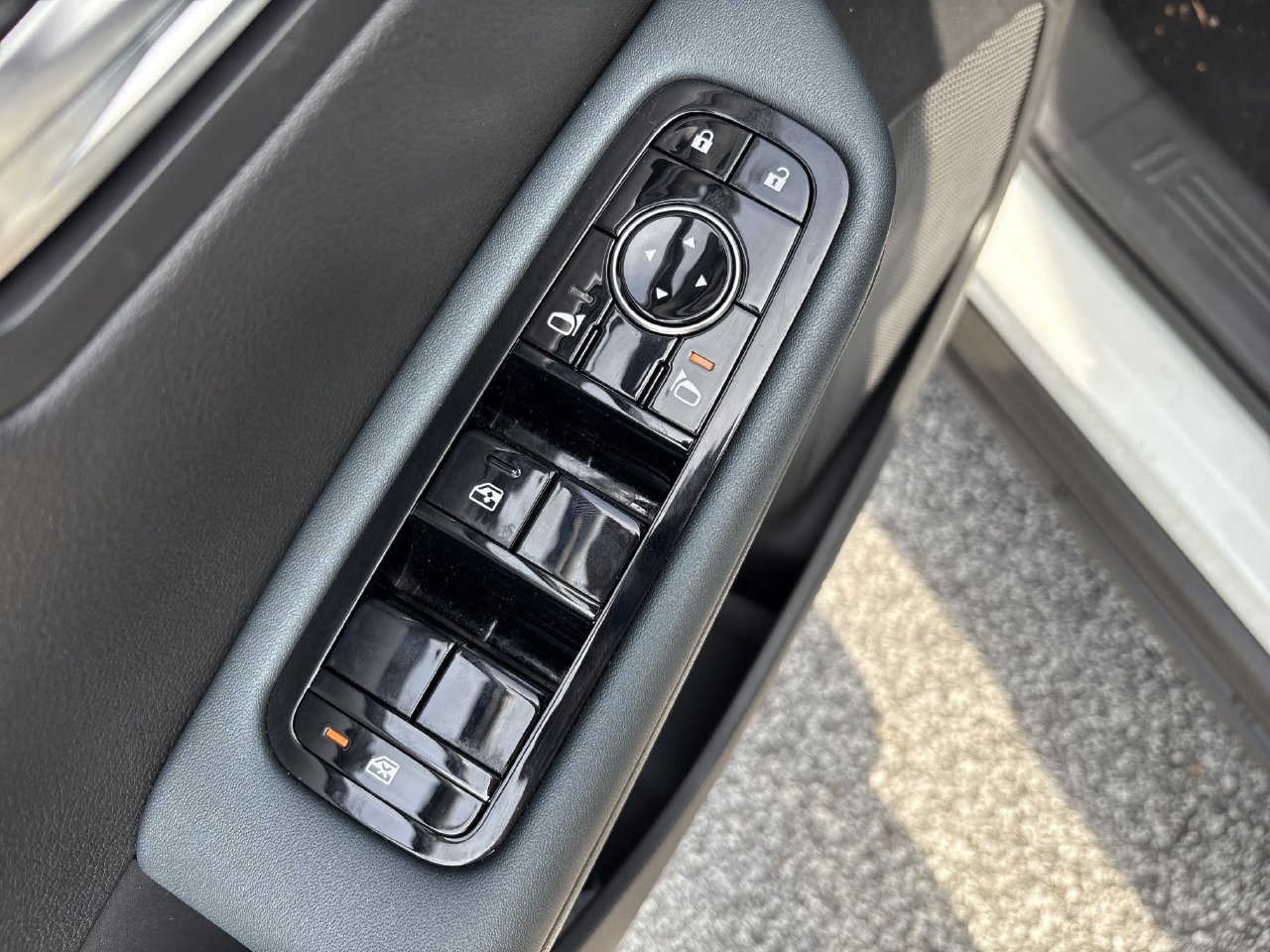 New 2026 Nissan Leaf SV+ FWD image 14