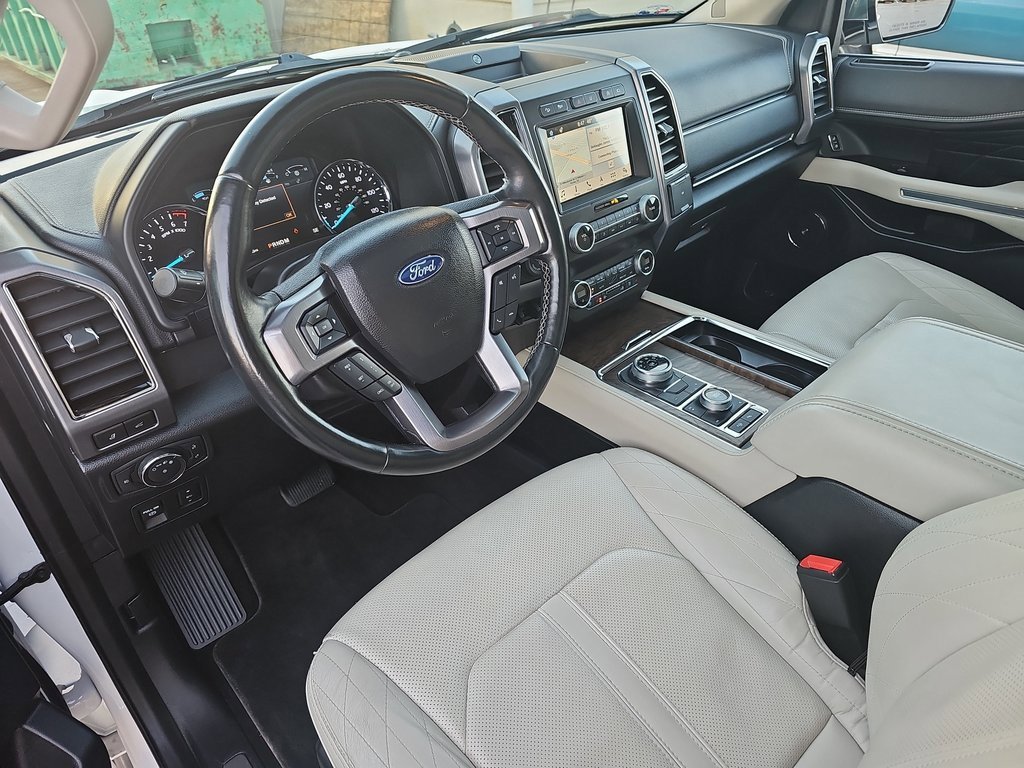 Used 2019 Ford Expedition Platinum image 16