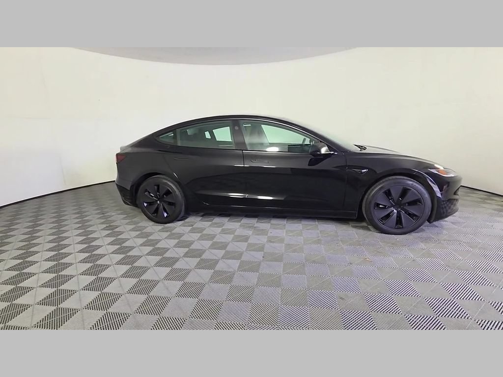 Used 2024 Tesla Model 3 Standard Range RWD image 34
