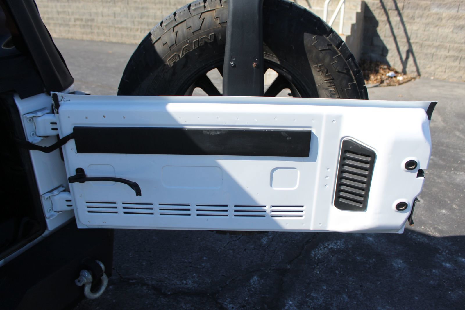 Used 2013 Jeep Wrangler Sport image 16