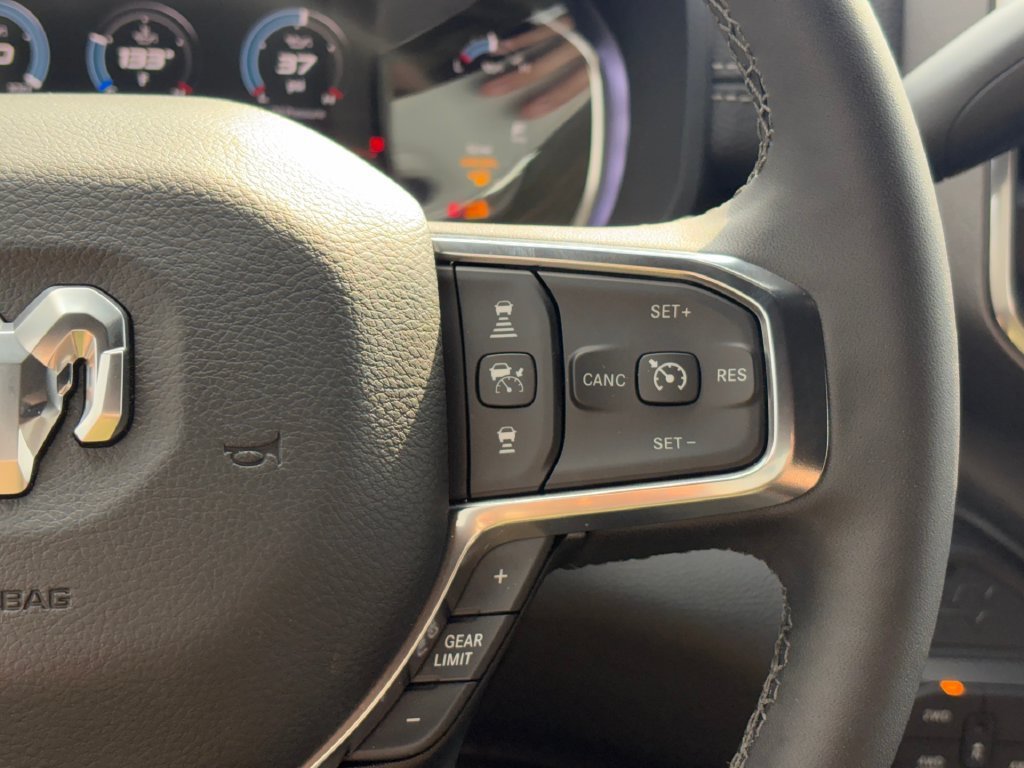 Used 2025 RAM 2500 Laramie w/ Night Edition AWD/4WD image 13