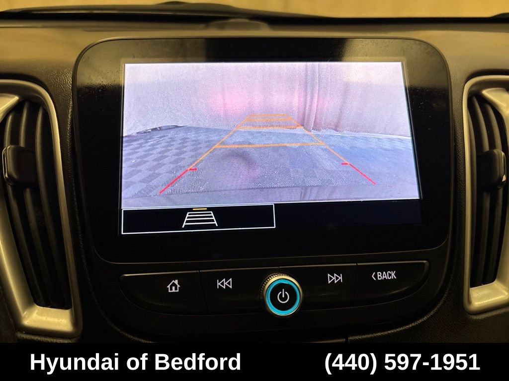 Used 2024 Chevrolet Malibu LT FWD image 18