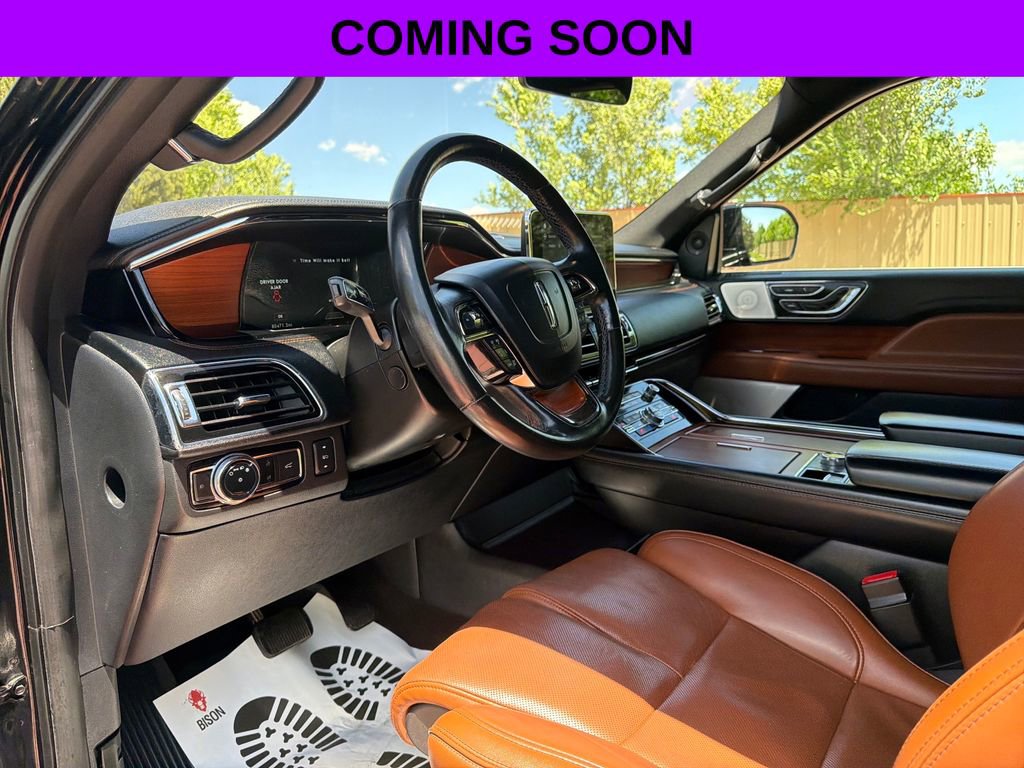 Used 2018 Lincoln Navigator Reserve w/ Technology Package AWD/4WD image 13