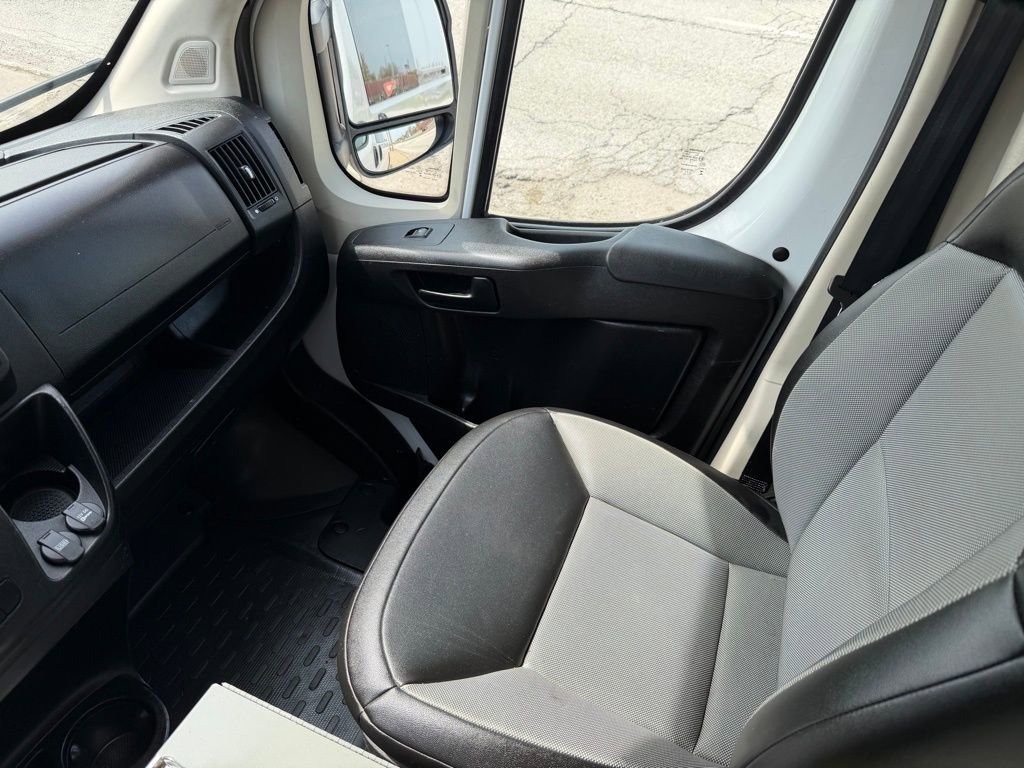Used 2017 RAM ProMaster 2500 w/ Mopar Trailer Tow Group FWD image 28