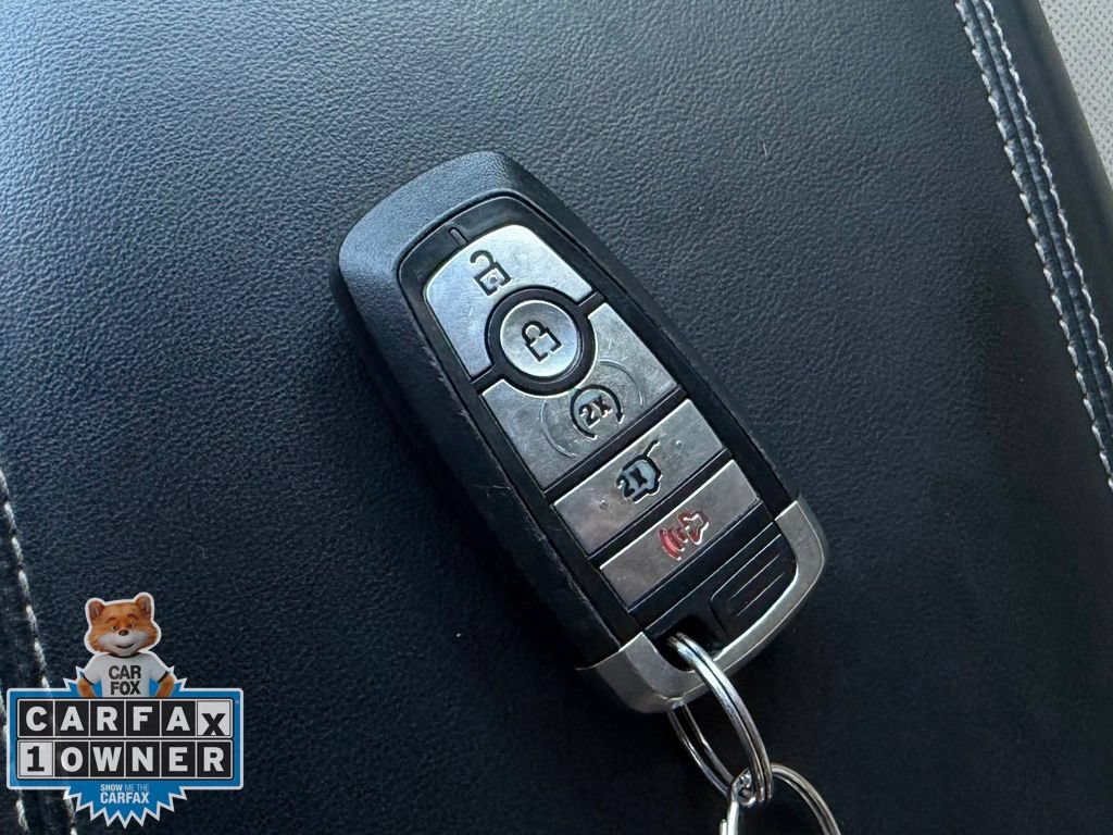 Used 2022 Ford Explorer Limited w/ Limited Technology Package AWD/4WD image 30