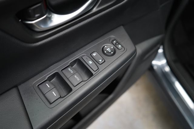 Used 2024 Honda CR-V EX image 11