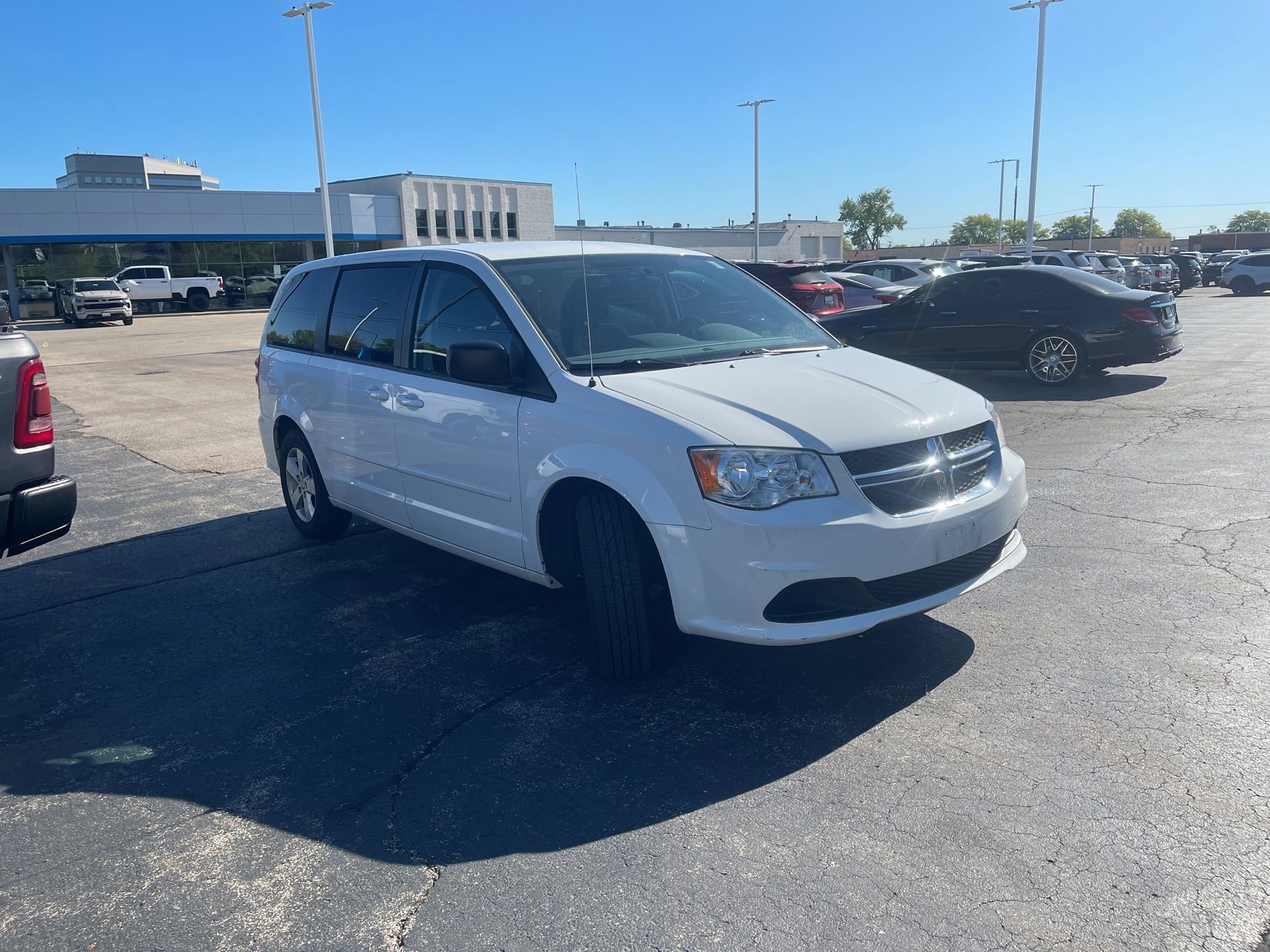 Used 2017 Dodge Grand Caravan SE w/ Power Window Group FWD image 6