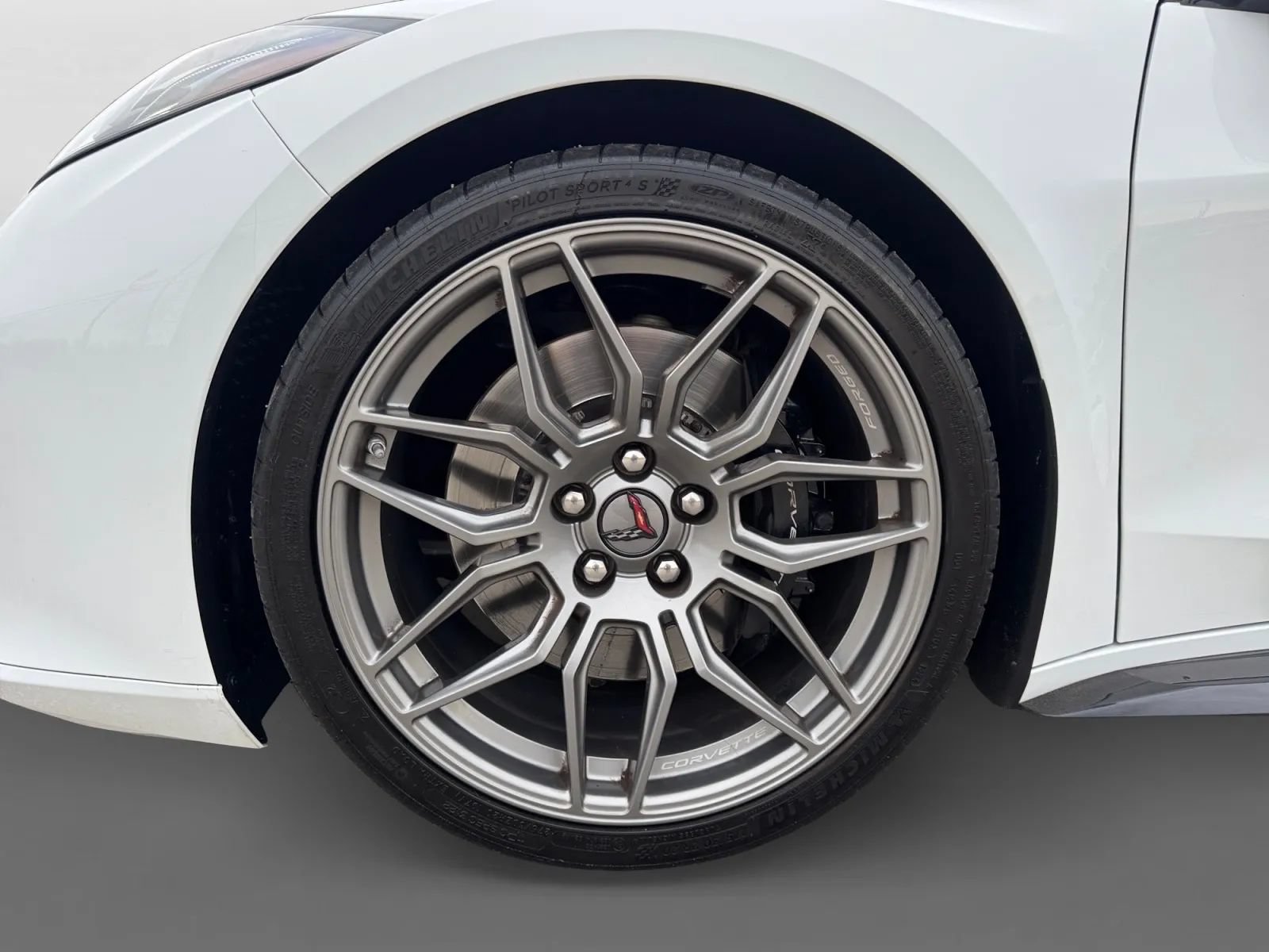 Used 2024 Chevrolet Corvette Z06 RWD image 35