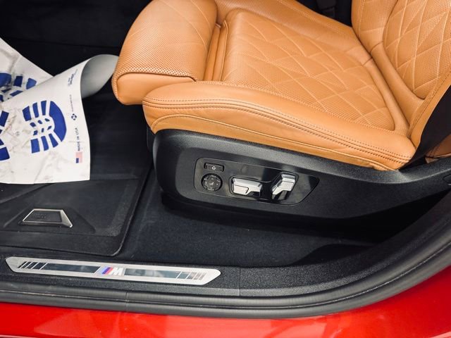 Used 2023 BMW X6 xDrive40i w/ Executive Package image 33