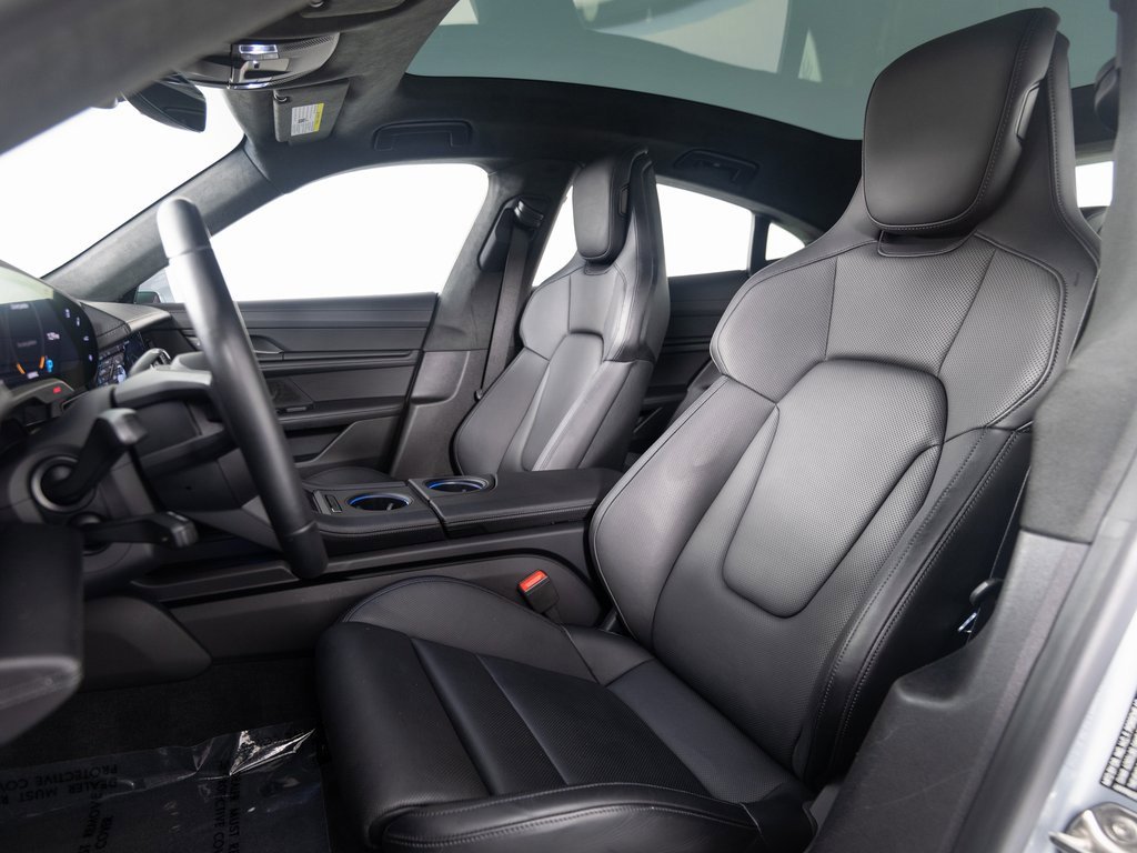 Certified 2022 Porsche Taycan GTS image 5