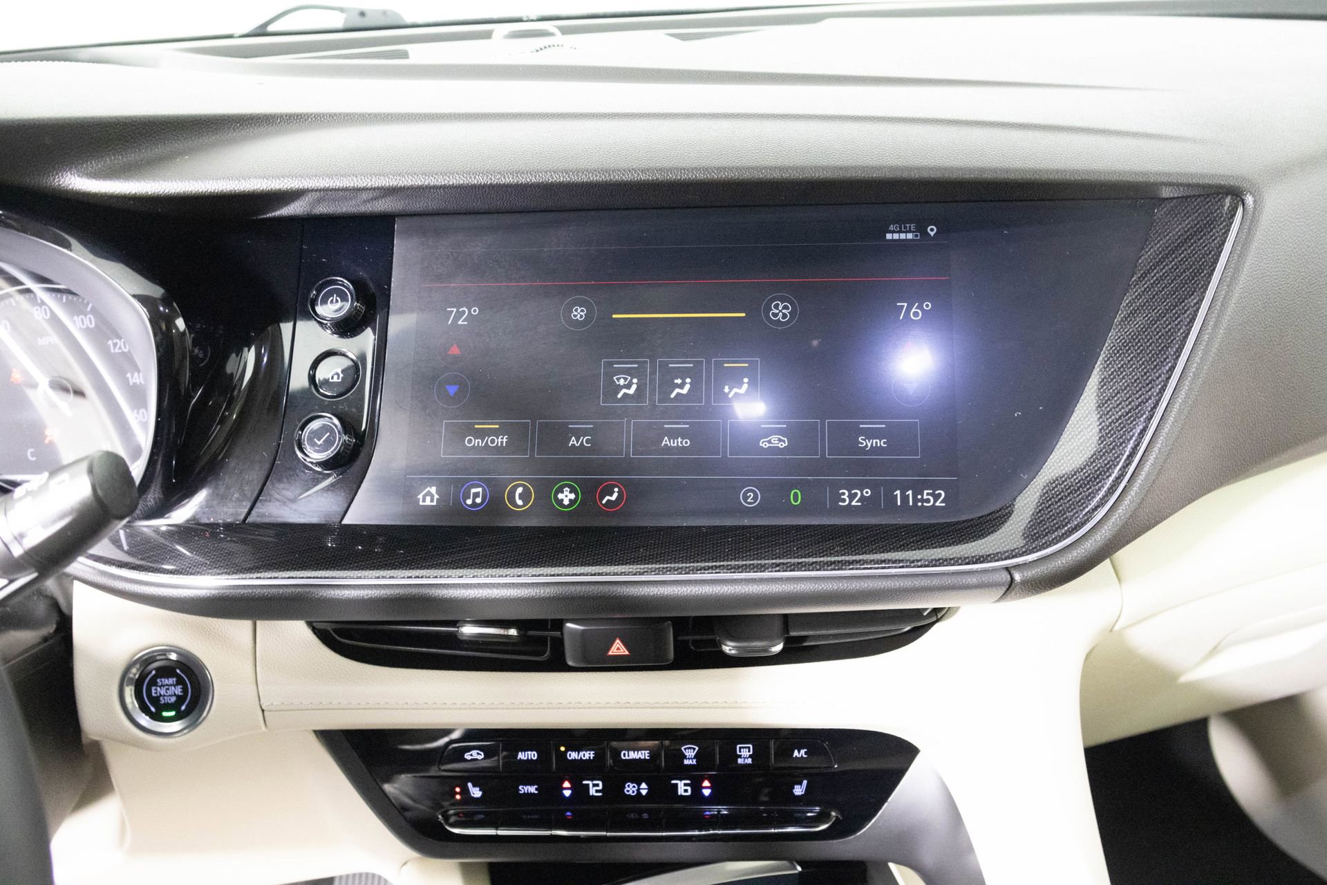 Used 2022 Buick Envision Essence w/ Safety Package image 23