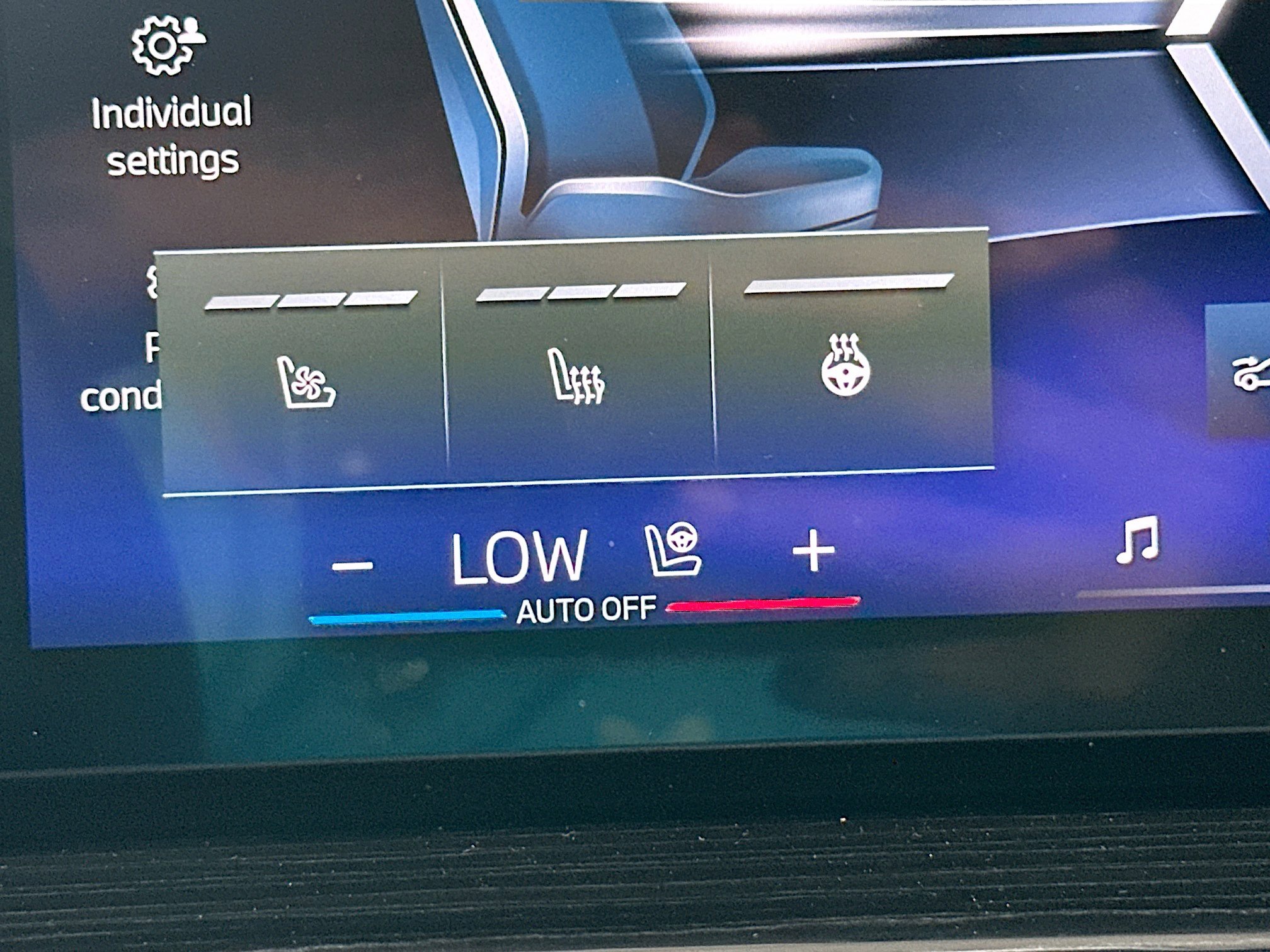 Certified 2025 BMW X7 M60i AWD/4WD image 21