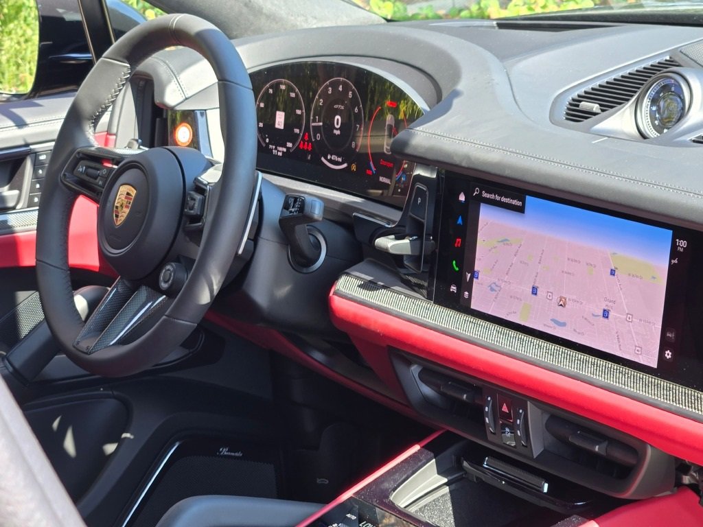 New 2026 Porsche Cayenne GTS image 38