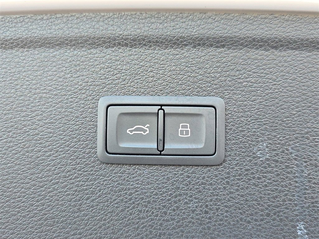 Certified 2022 Audi Q5 2.0T Premium Plus w/ Premium Plus Package image 13