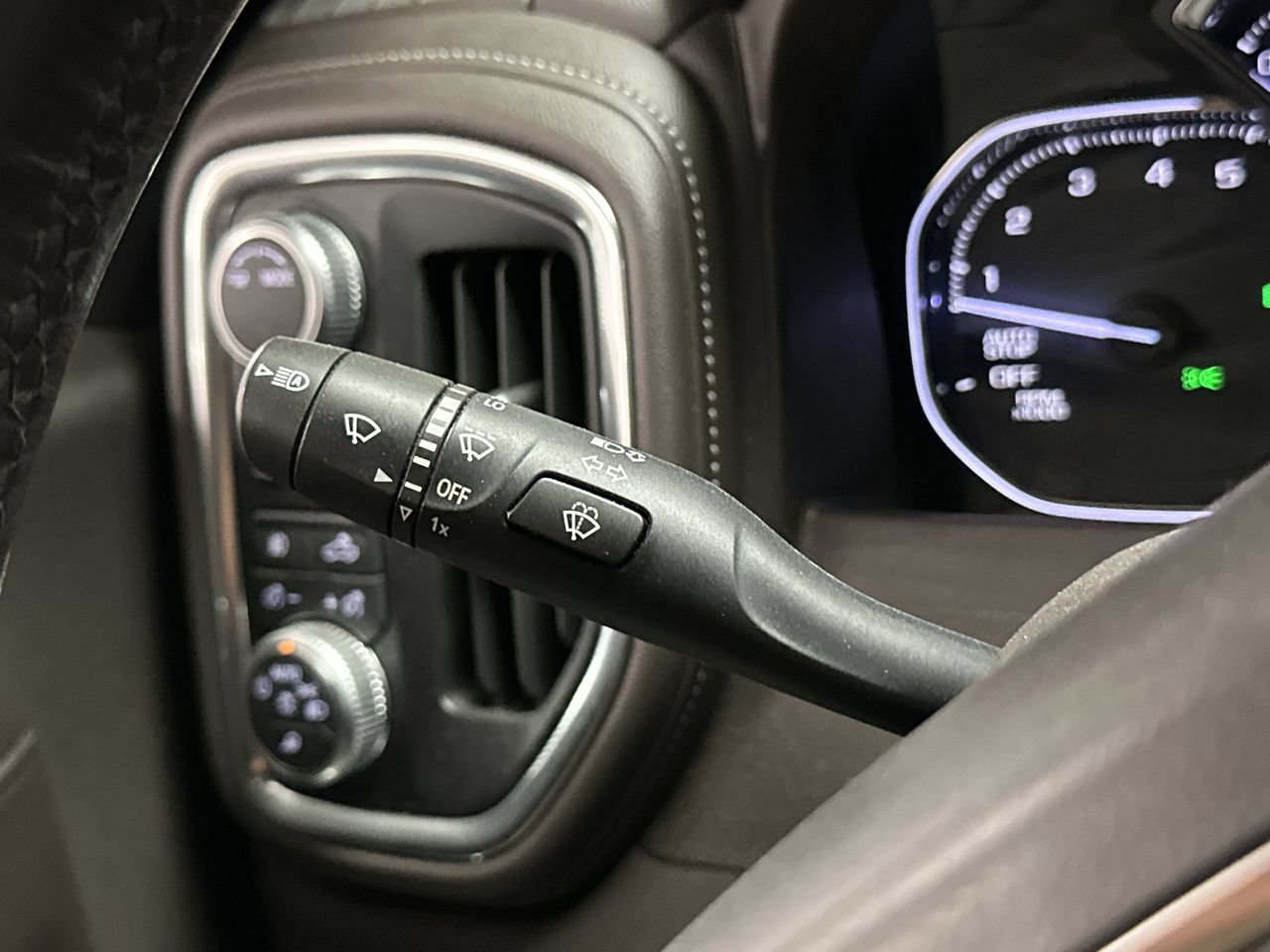 Used 2020 GMC Sierra 1500 SLT w/ SLT Premium Plus Package AWD/4WD image 64
