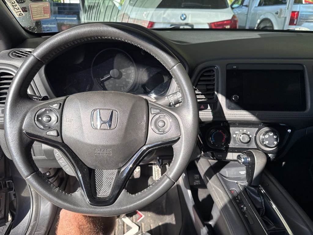 Used 2019 Honda HR-V Sport image 6