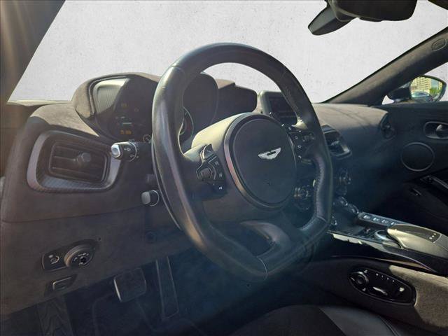 Used 2019 Aston Martin V8 Vantage Coupe RWD image 10