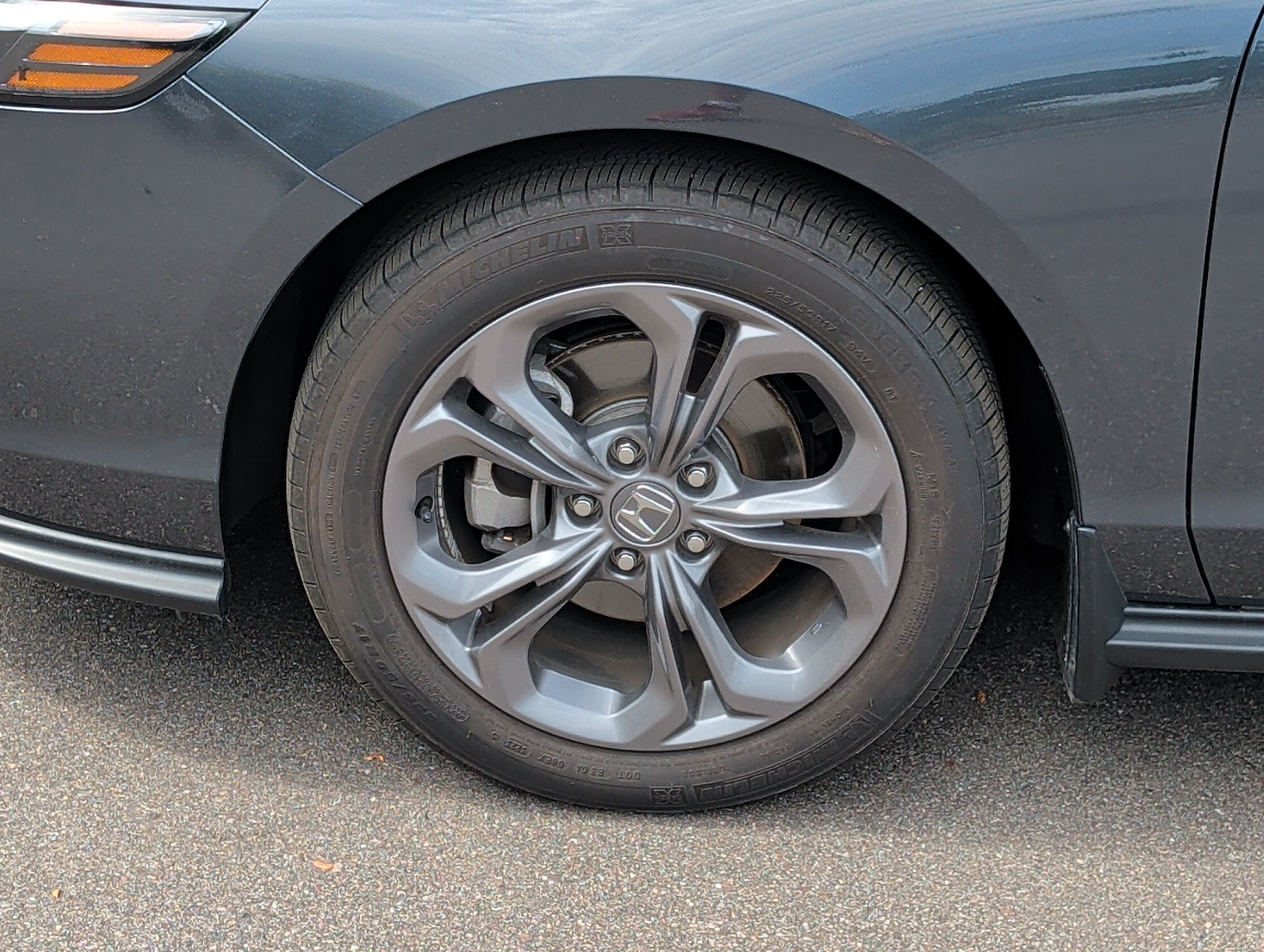 Certified 2023 Honda Accord EX image 15