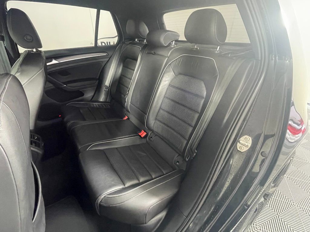 Used 2019 Volkswagen Golf R 4-Door image 23