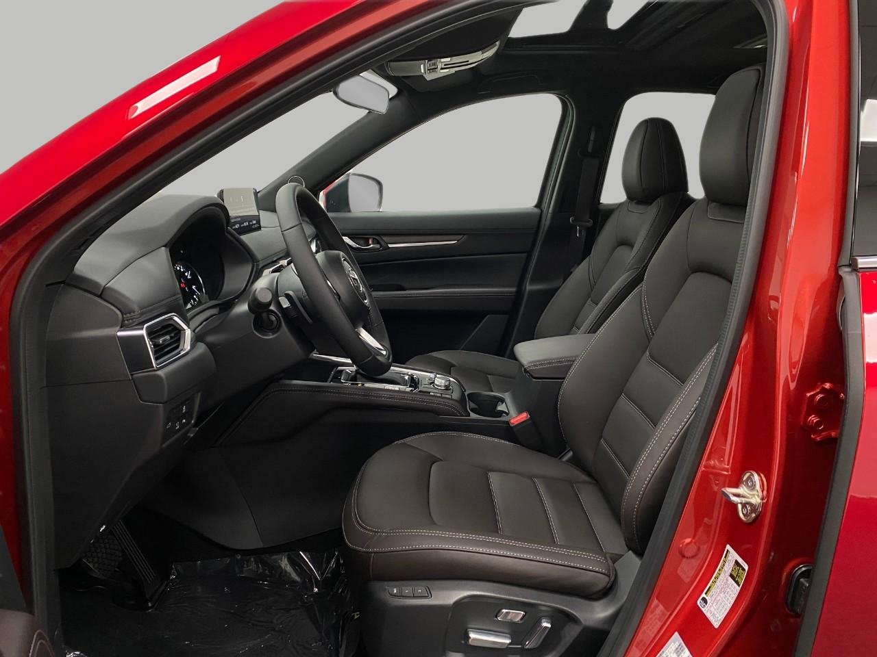 New 2025 MAZDA CX-5 Signature image 28