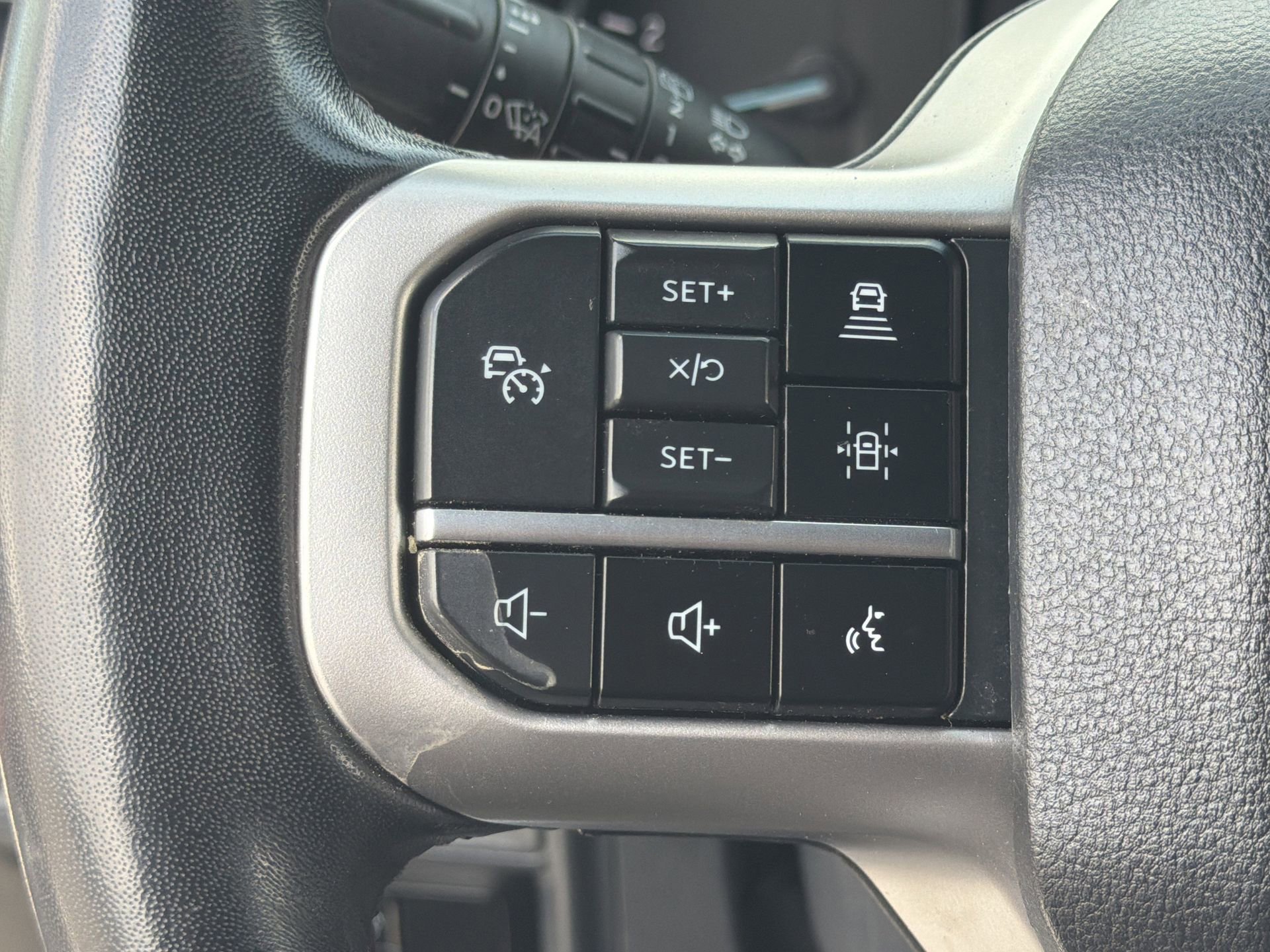 Certified 2024 Ford Expedition Limited image 19