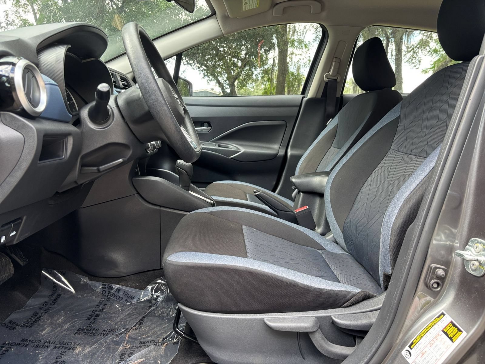 Used 2025 Nissan Versa SV FWD image 24