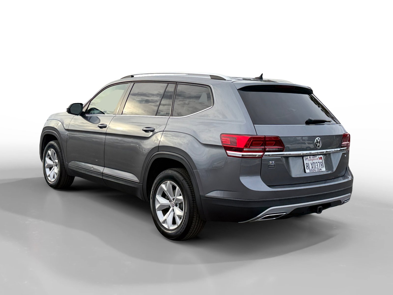 Used 2019 Volkswagen Atlas SE w/ Towing Package image 3