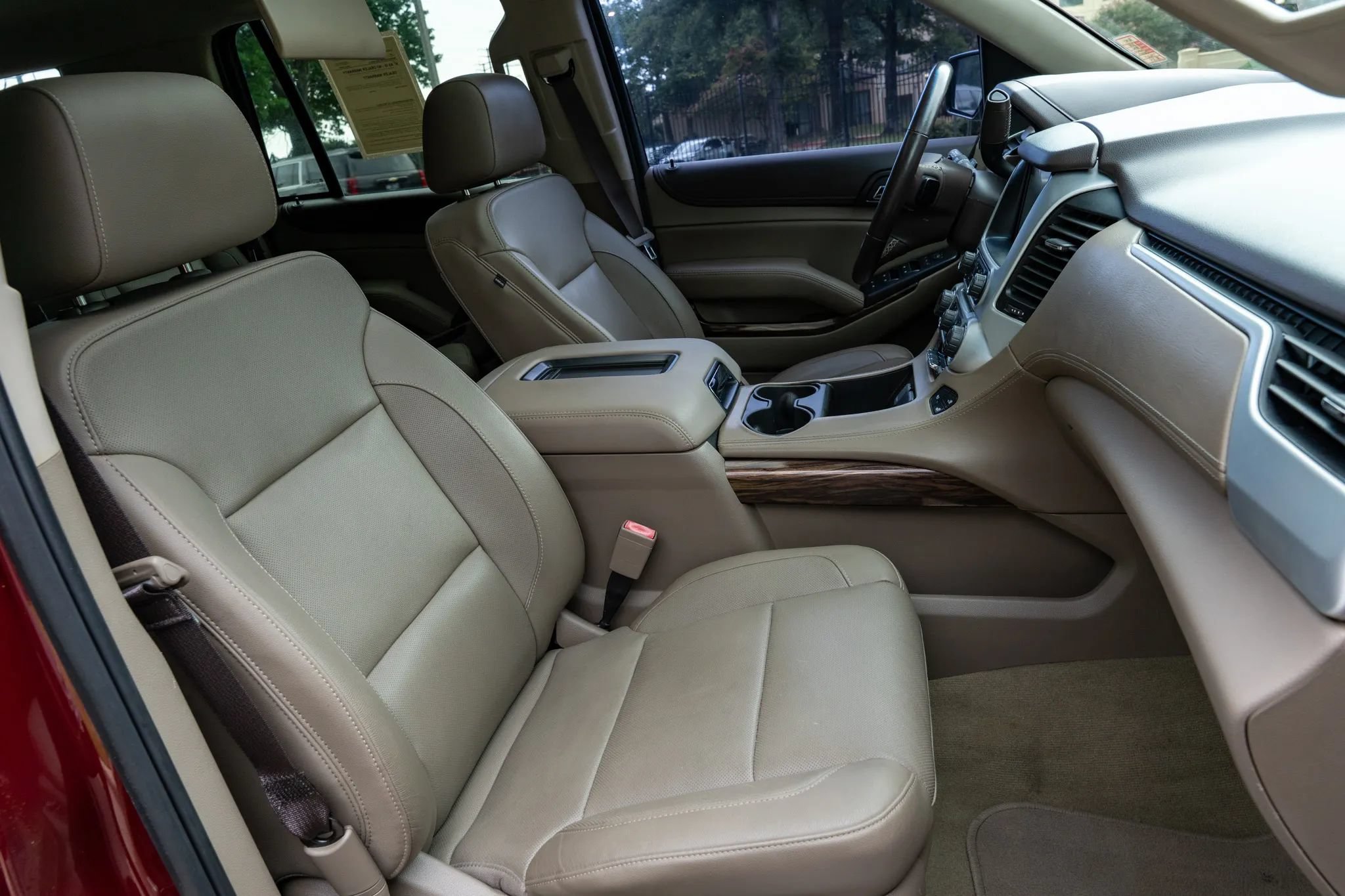 Used 2018 GMC Yukon SLT w/ Premium Edition RWD image 18