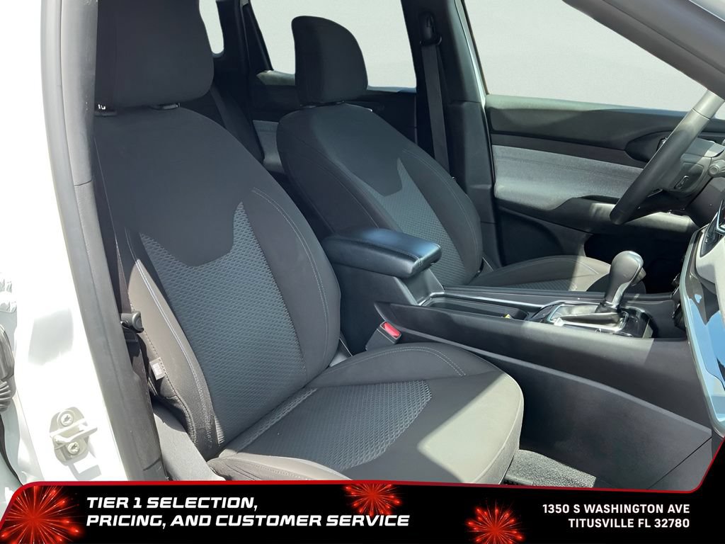 Used 2023 Jeep Compass Sport AWD/4WD image 17