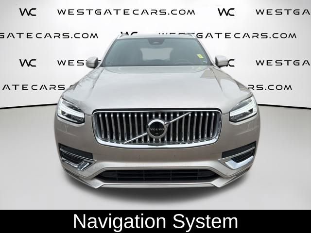 Used 2023 Volvo XC90 B5 Plus image 2