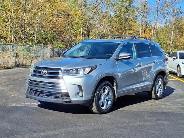 Used 2019 Toyota Highlander AWD V6