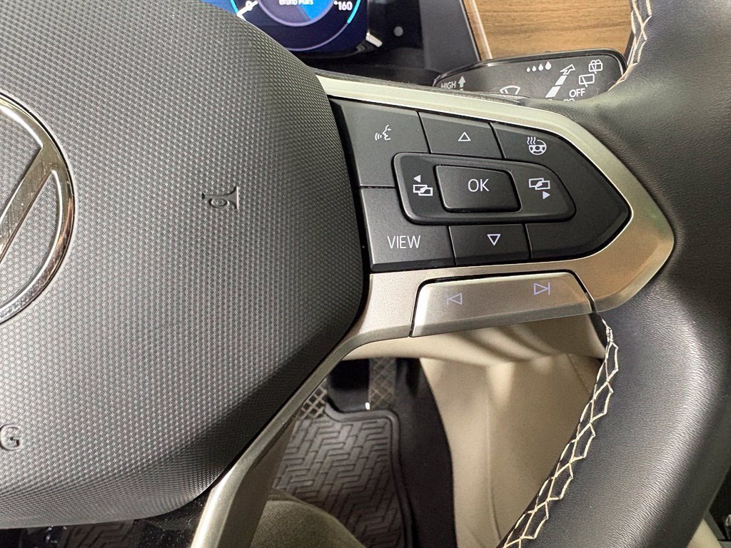 Used 2024 Volkswagen Atlas SE FWD image 26